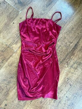 Emerald Sundae Junior Red Formal Dress Sz M
